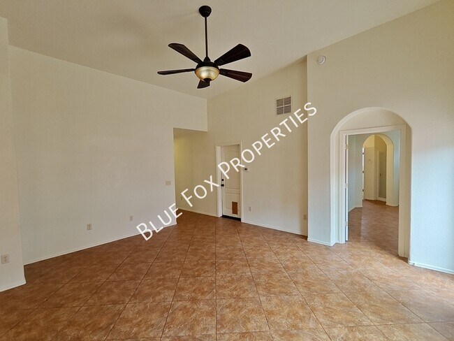 Building Photo - 1292 Paseo Luna Blanca