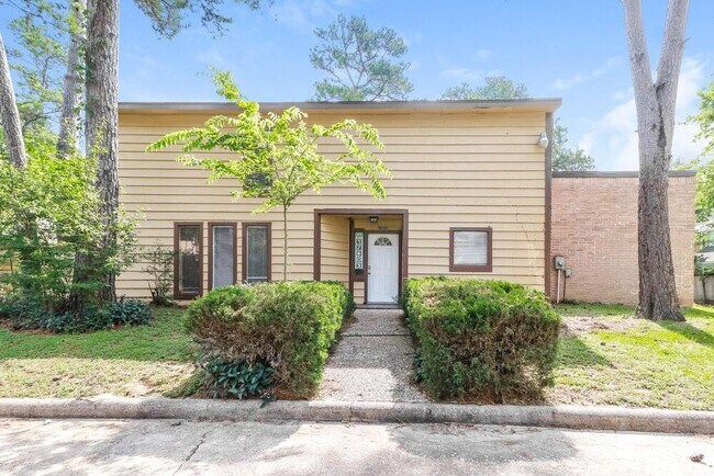 Primary Photo - 17803 Villa Way Dr