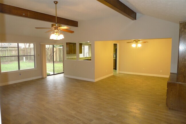 Building Photo - 14223 Whitecross Dr