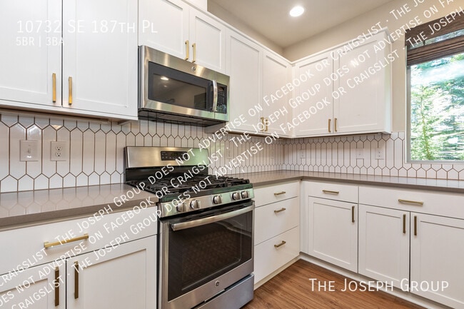 Building Photo - 10732 SE 187th Pl