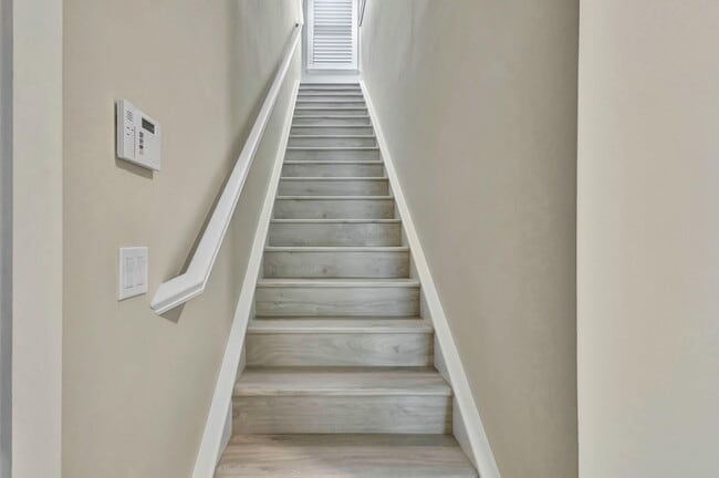 Building Photo - 11953 SW Vano Wy