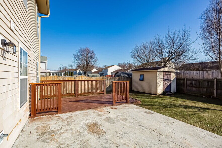 Building Photo - 6539 Townsend Way