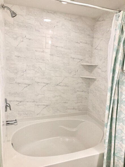 Building Photo - 14802 Whitecap Blvd