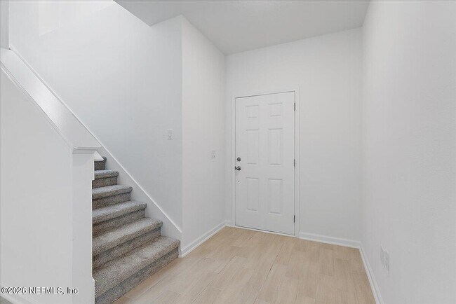 Building Photo - 14220 Epply Dr