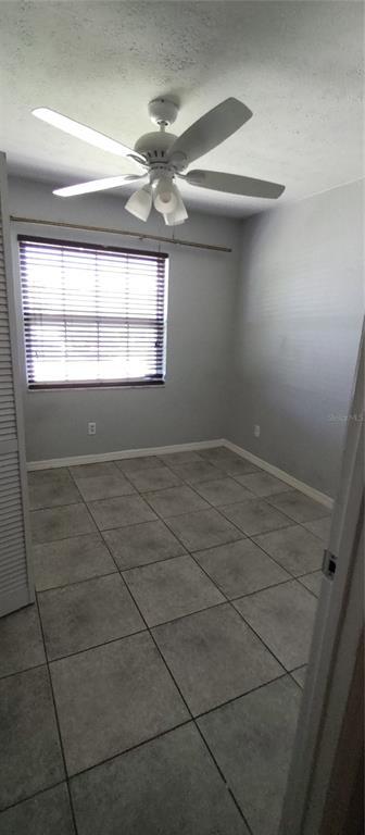Building Photo - 9511 Lake Park Dr