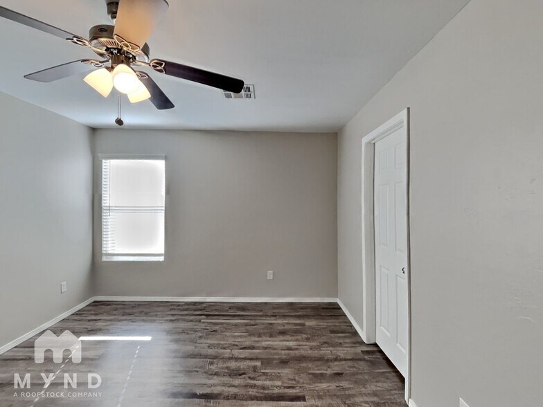 Building Photo - 1114 Flint Way