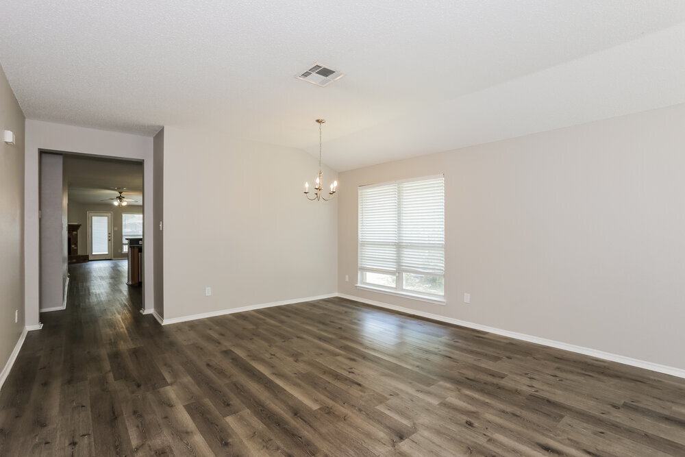 Building Photo - 1711 Venus Dr W
