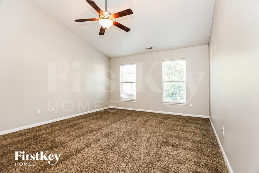 Building Photo - 5500 Appaloosa Cir