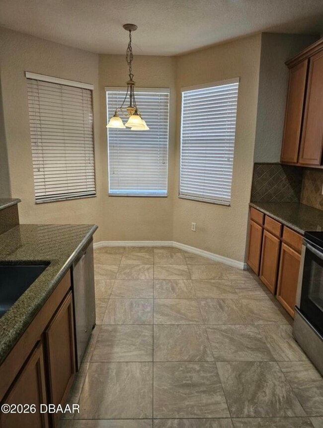 Building Photo - 3848 Calliope Ave