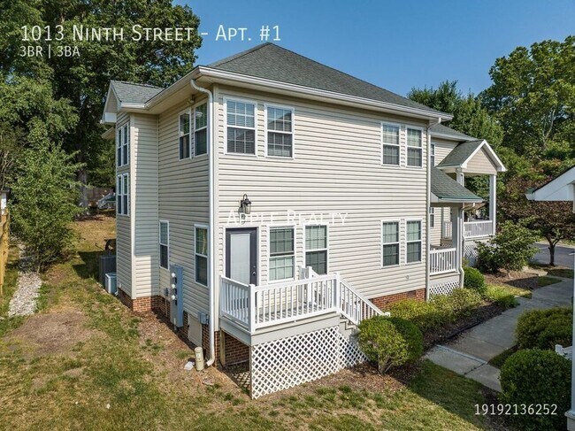 Building Photo - 1013 9th St