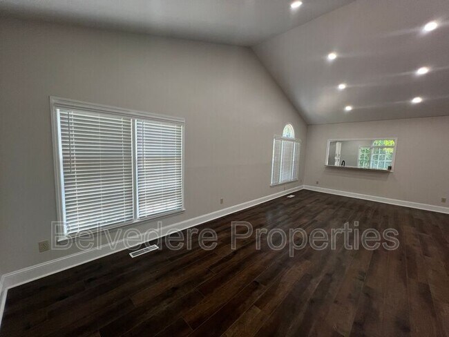 Building Photo - 6409 Spyglass Dr
