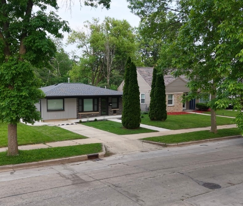 Building Photo - 5270 N 57th St