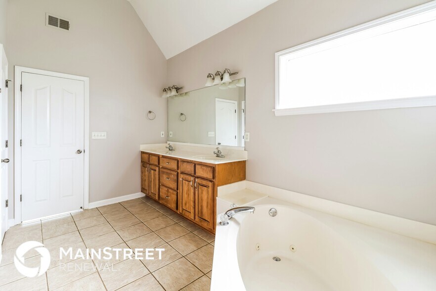 Building Photo - 6313 Arboreal Dr