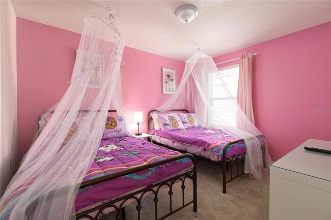 Building Photo - 7208 Oakmoss Loop