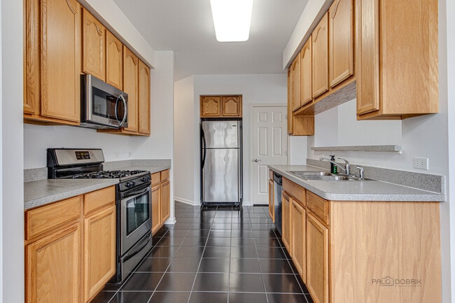 Building Photo - 726 Keystone Ln