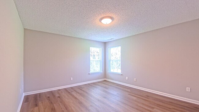 Building Photo - Charming 3BR House in Raleigh