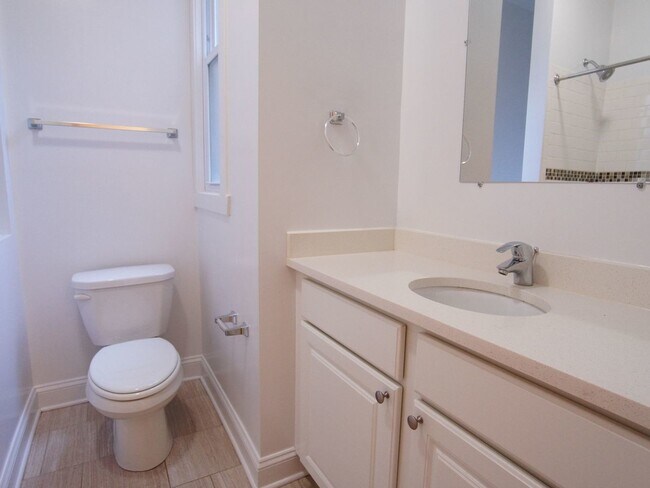 Building Photo - 2651 N Milwaukee Ave