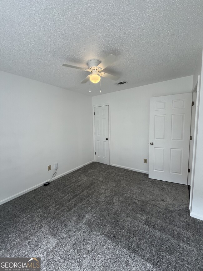 Building Photo - 127 Spinnaker Cir