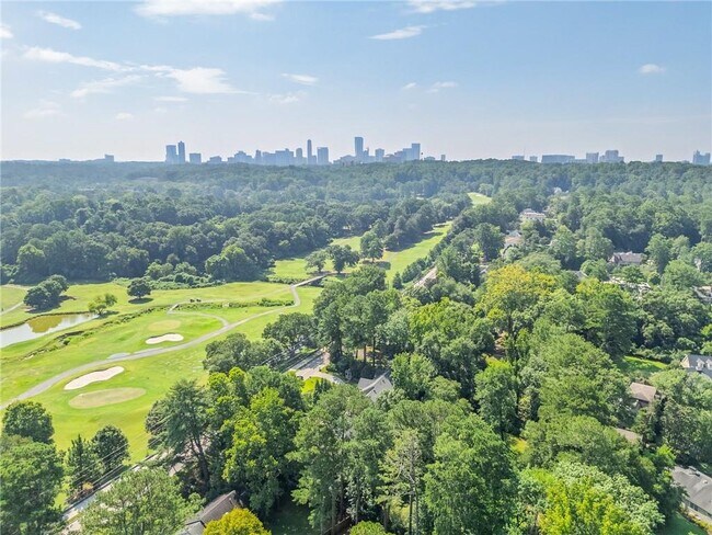 Building Photo - 235 Hillside Dr NW