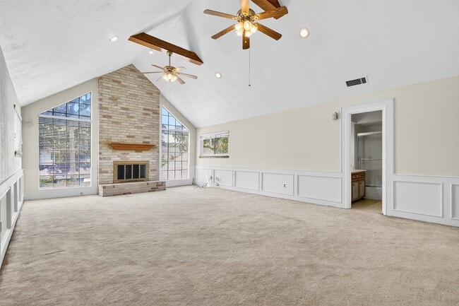 Building Photo - 18307 Forest Elms Dr