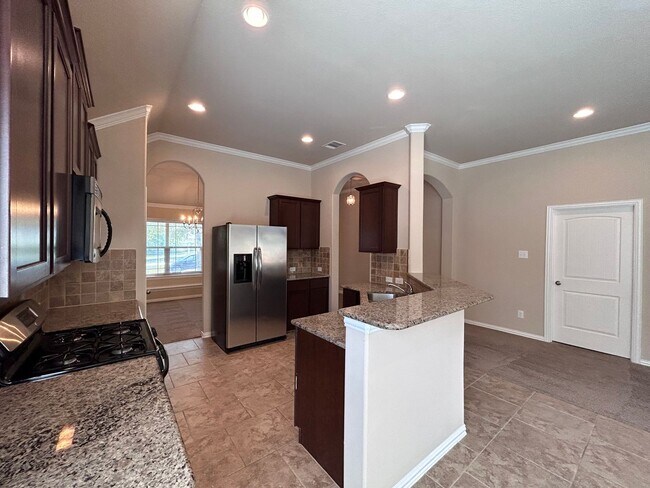 Building Photo - 2204 Tranquility Ln