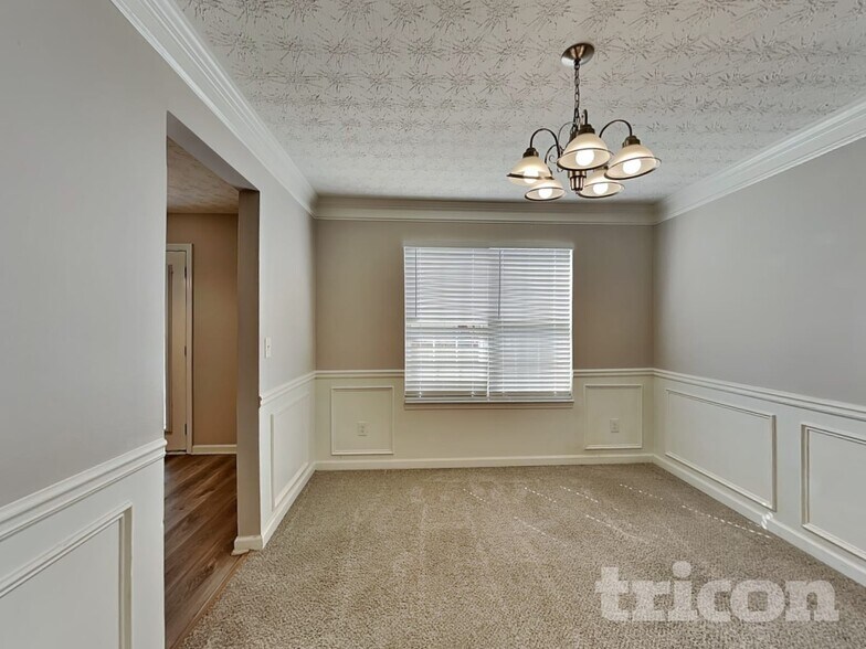 Building Photo - 629 Aspen Brook Dr