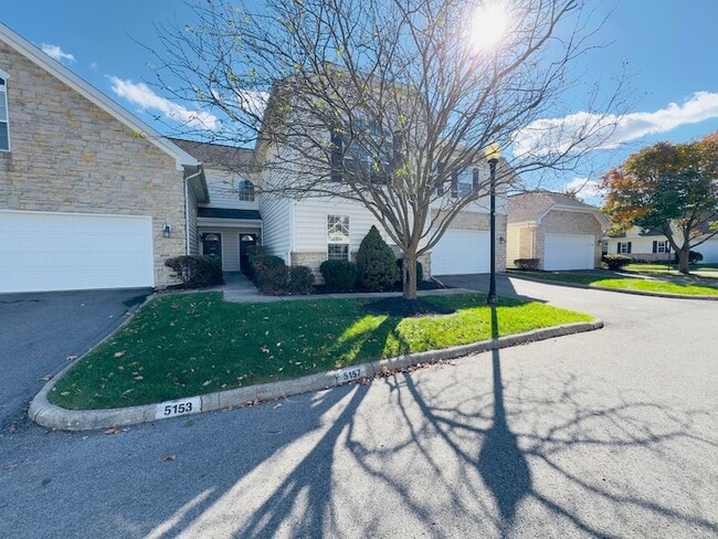 Building Photo - 5157 Vinings Bend