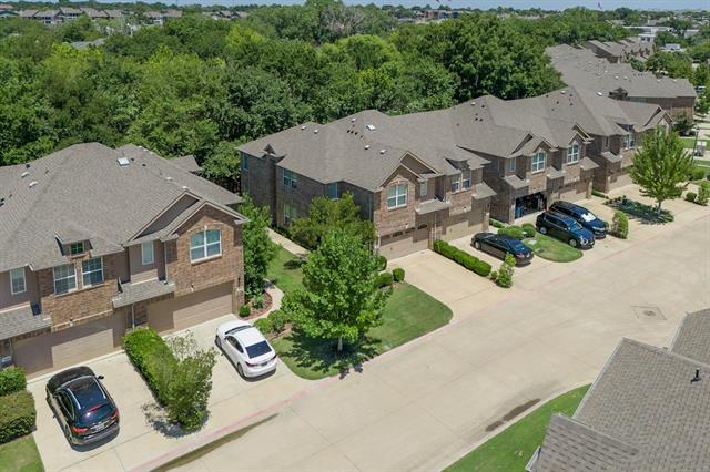Building Photo - 221 Barrington Ln