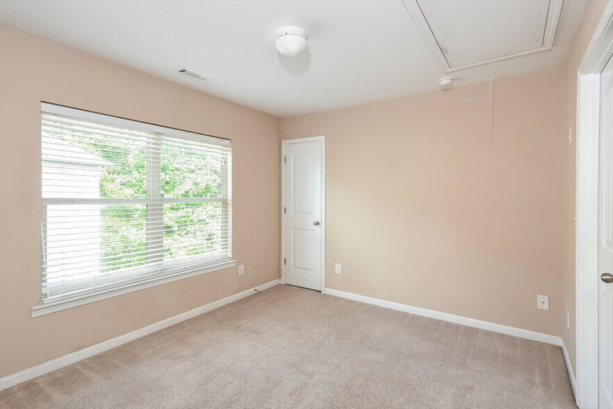 Building Photo - 24 Quail Bend Loop