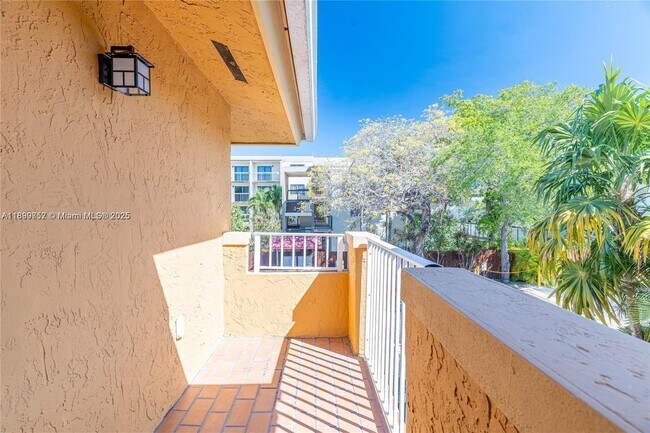 Building Photo - 13900 SW 65th Terrace