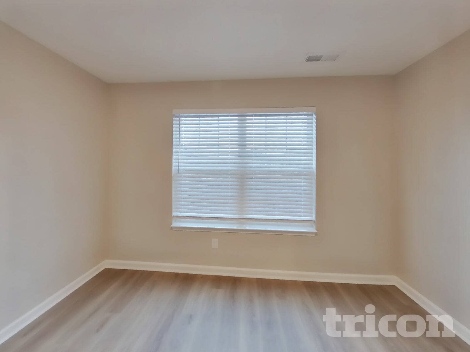 Building Photo - 12105 Fall Ct