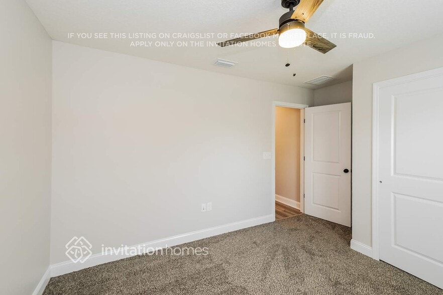 Building Photo - 14545 Needham Dr