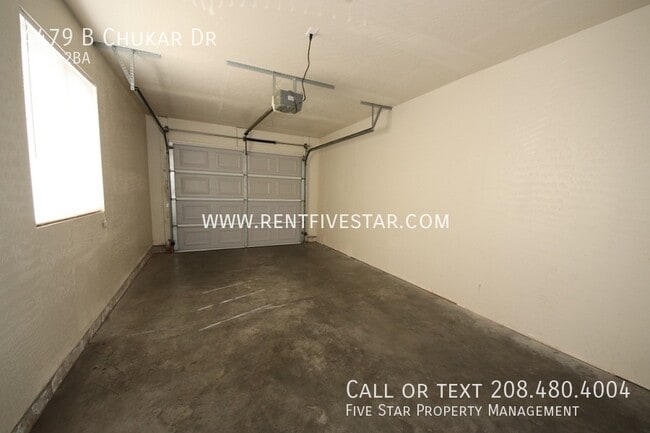 Building Photo - 4479 Chukar Dr