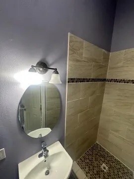 Building Photo - Eddie MLK