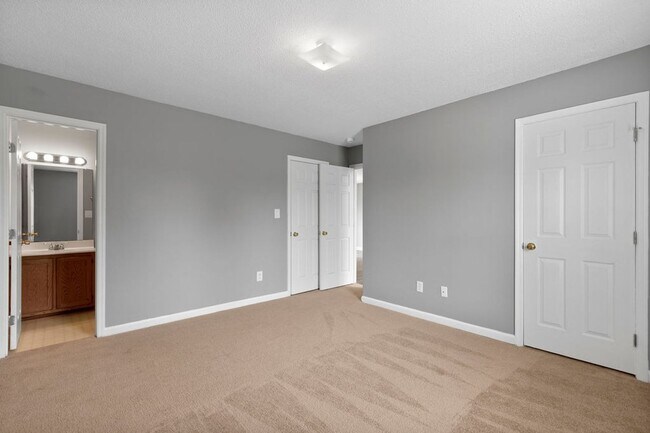 Building Photo - Adorable Home in Horse Creek Farms!