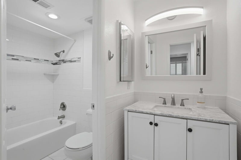 Building Photo - 4616 S Quail Vis Cv