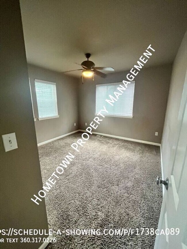 Building Photo - 7011 Prism St SE