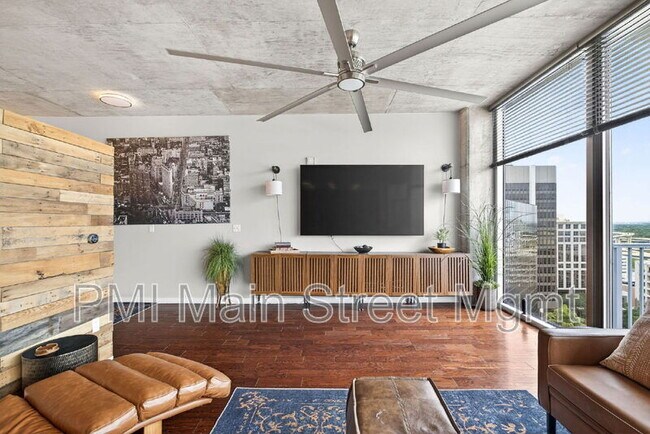 Building Photo - 155 S Court Ave