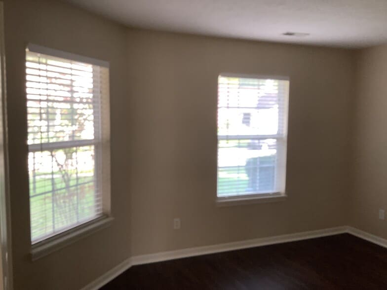 Building Photo - 6002 Candlewick Dr