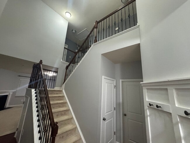 Building Photo - 1052 Spacious Skies Ln