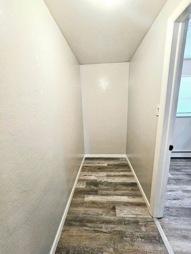 Building Photo - 2-Bed, 1-Bath Home for Lease!