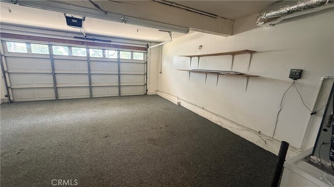 Building Photo - 46 Christamon W