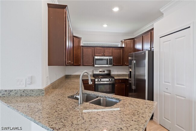 Building Photo - 17849 Woodland Ct