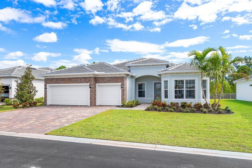 Building Photo - 5312 Blue Reed Ln
