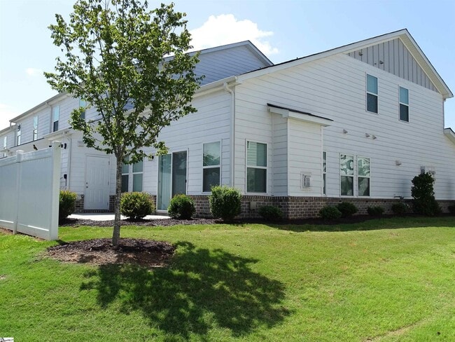 Building Photo - 146 Bromes Wy