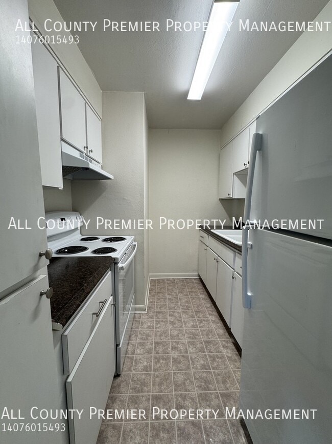 Building Photo - 5532 Rio Grande Ave