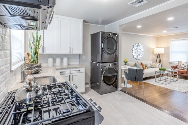 Interior Photo - Everly Apartments on Cherry Street