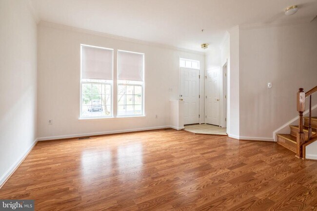 Building Photo - 9314 Penrose St