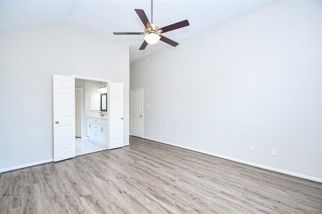 Building Photo - 5523 Poundstone Ct