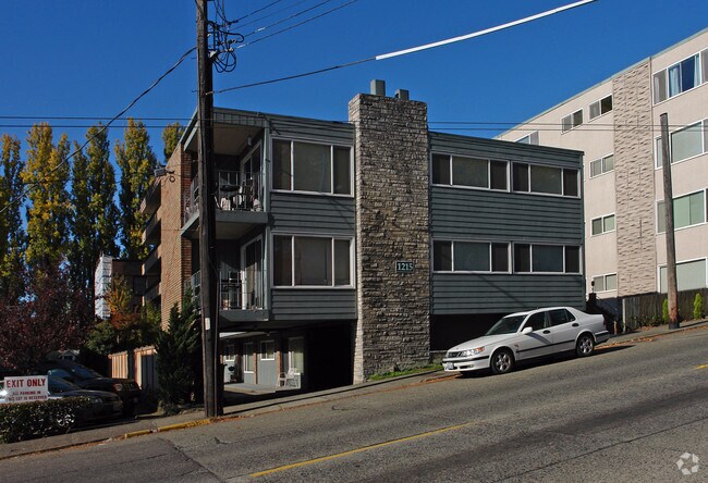 Primary Photo - 1215 Queen Anne Ave N